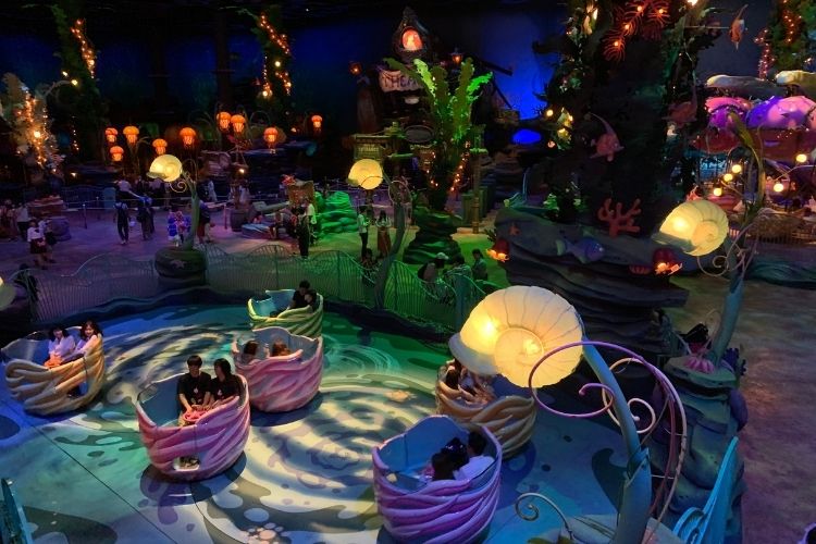Tokyo Disneysea Mermaid lair