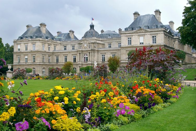 view of luxembourg gardens in paris