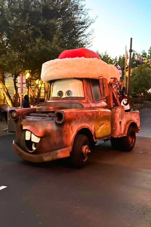 Tow Mater during christmas time