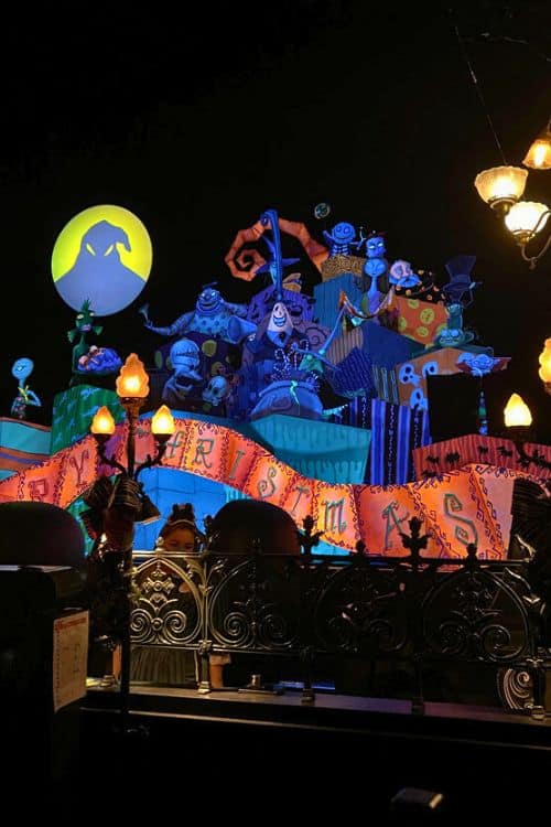 oogie boogie as the moon, and halloween town on the nightmare before christmas ride