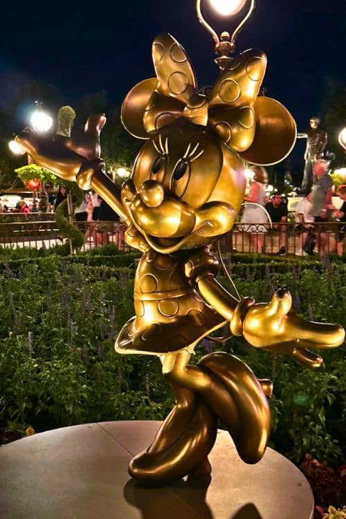 Minnie Mouse Gold Statue